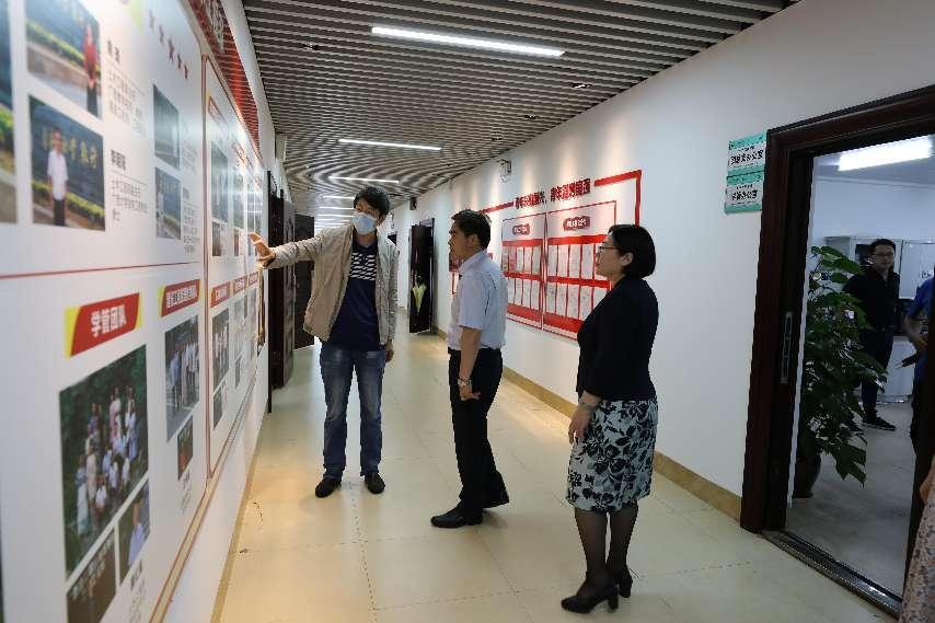 牙韩高书记一行参观乐玩首页（中国）网页版土木工程学院